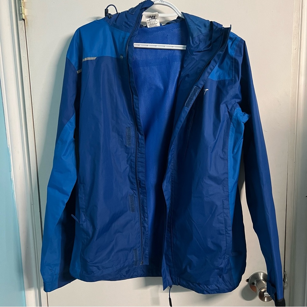 Wildcraft waterproof rain pro jacket